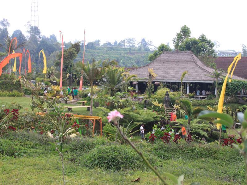 Warung Rekreasi Bedugul Hotel Exterior photo